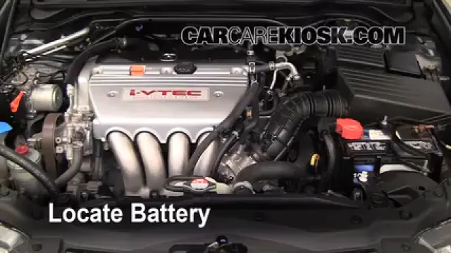 2008 Acura TSX 2.4L 4 Cyl. Batterie Changement